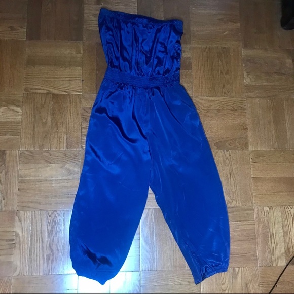 Vintage Navy Romper w/ Embroidered Detail by Angie - Picture 4 of 4